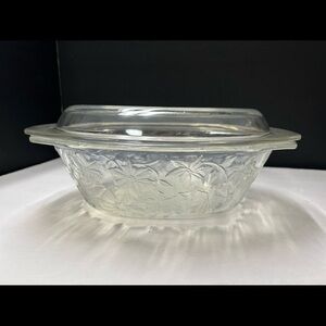 Clear Floral Glass Casserole Dish with Lid